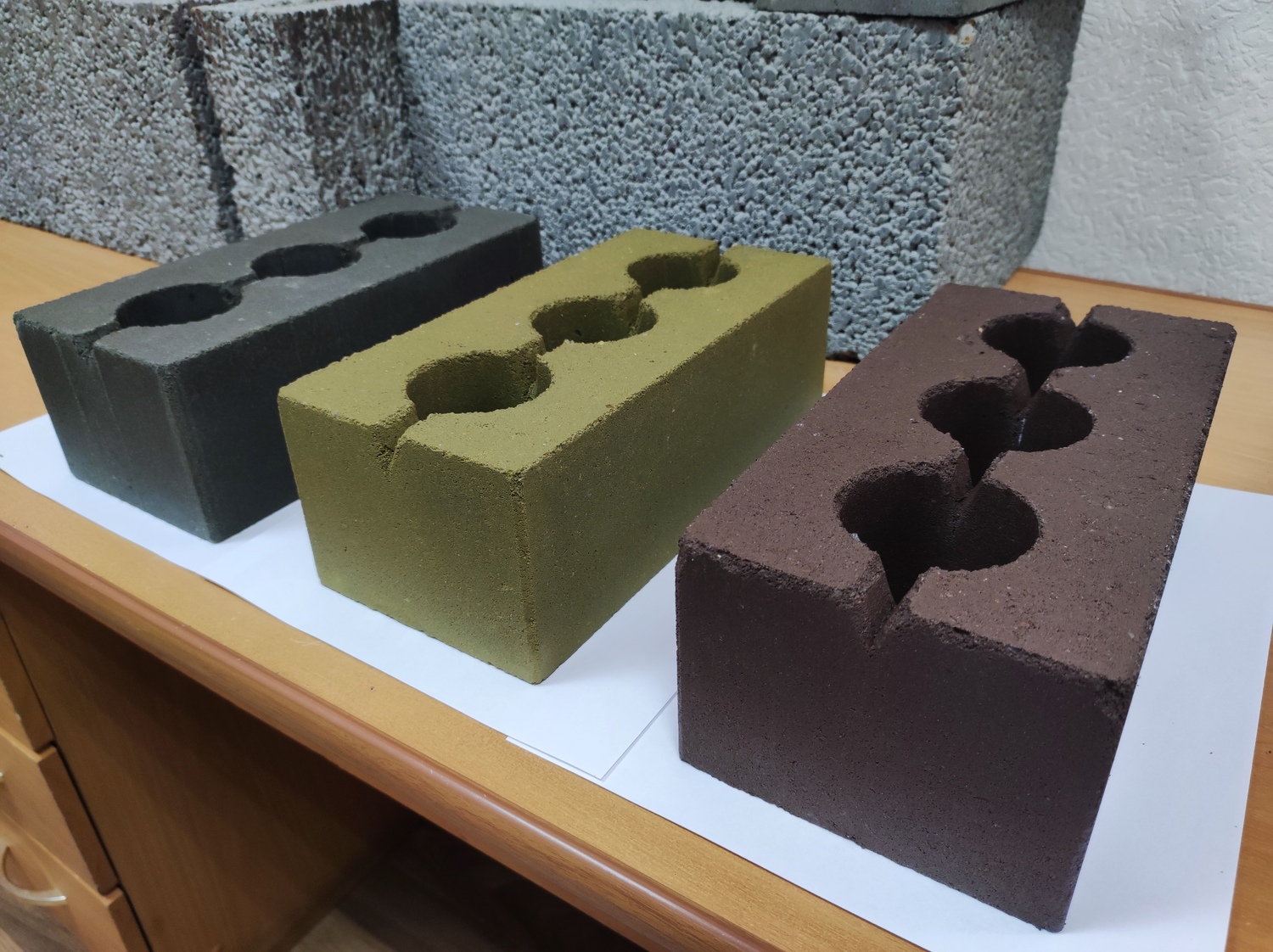 Вибропрессованный кирпич, пустотелый, утолщенный<br>